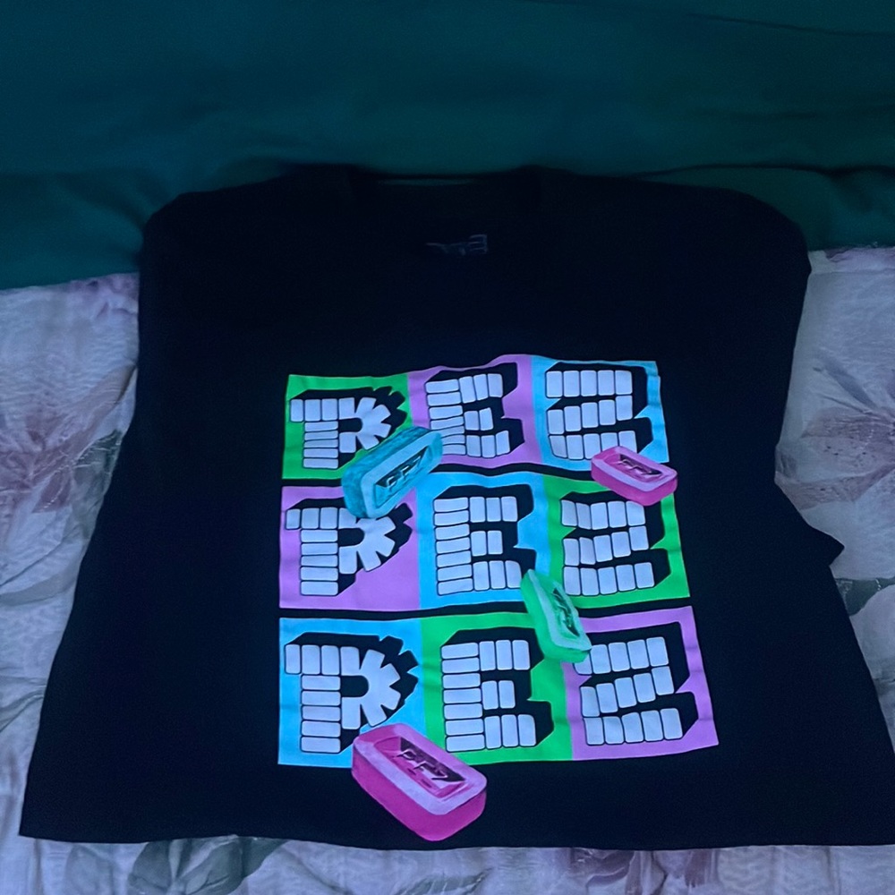 pez graphic shirt